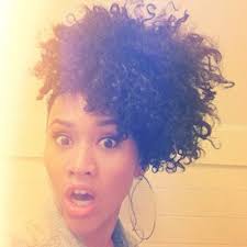 Jacqueline Simone (simonethebeauty)