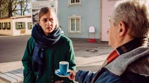 Moni lehnt stadlbauers angebot, ihren hof zu kaufen, zunächst vehement ab. Dahoam Is Dahoam Videos Der Sendung Ard Mediathek