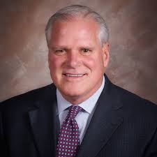 Dan Farrell's Instagram, Twitter & Facebook