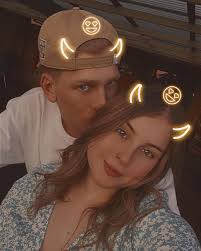 Cassandra Worrell's Instagram, Twitter & Facebook