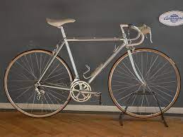 Tsunoda branded japanese roadie from late 70's. Tsunoda Aerodinamics Team Bike 1982 Full Japan Bike Touring Bike Bicycle