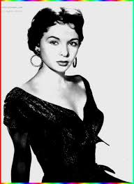 From the age of seven, she took classical dance lessons in rabat. Francoise Arnoul A La Decouverte Du Cinema