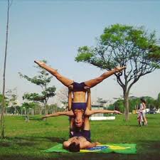 Acroyoga Star Pose By Acro Mates Acro Yoga Acro Yoga