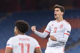 جيرارد مورينو وهو يلعب لمنتخب إسبانيا في 2019. Ø¬ÙŠØ±Ø§Ø±Ø¯ Ù…ÙˆØ±ÙŠÙ†Ùˆ Ø®Ù„Ù‚ Ø§Ù„ÙØ±Øµ Ù…ÙØªØ§Ø­ Ø¥Ø³Ø¨Ø§Ù†ÙŠØ§ Ù„Ù„ÙÙˆØ² Ø¹Ù„Ù‰ Ø£Ù„Ù…Ø§Ù†ÙŠØ§ Ø³ÙˆØ¨Ø± ÙƒÙˆØ±Ø©