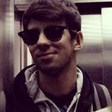 Stream Alan Nicolas music