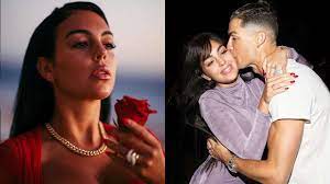 Are you aware about cristiano ronaldo wife? Ronaldo Engagement Ronaldo Splashed Rs 5 7 Crore On Engagement Ring For Georgina Rodrigues Report Sports News