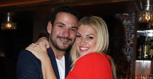 25 ιαν 2022 07:00 celebrities. Kwstas Tsoyros Nansy Paradeisanoy H Apodrash Toys Sth Kyn8o