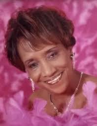 Elizabeth Chism's Instagram, Twitter & Facebook