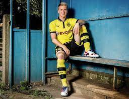 Marco reus is player known for his versatility, being able to play as an attacking midfielder, winger or as a striker. Marco Reus Signs New Long Term Deal With Puma
