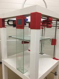 Mechanic And 3d Printing Enthusiast Wayne Mason Drust Has Hacked Two Ikea Lack Tables To Make A Custom Build Large Form Ikea Lack Table 3d Printer Diy Printer