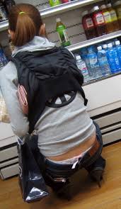 コンビニでこっそり撮られた女さんたちのエロ画像 | 素人エロ画像やったる夫