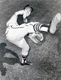 Gesundheitsminister spahn will die nationale teststrategie erweitern und die testung massiv ausweiten. Spahn Warren Baseball Hall Of Fame