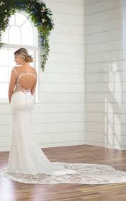 A wide variety of cap sleeve trumpet wedding dresses options are available to you, such as feature, fabric type, and technics. Cap Sleeve Crepe Sheath Wedding Dress Kleinfeld Bridal