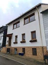 Auf provinzebene werden gewerkschaftsrechte immer noch nicht in vollem umfang gesetzlich gewährleistet. Haus In Rentrisch In Saarland St Ingbert Doppelhaushalfte Kaufen Ebay Kleinanzeigen