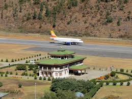 paro airport wikipedia