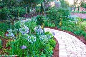 Timeless Tanglewood Project By Gulfside Landscaping In Pensacola Fl Contact Gulfside When You Need The Best Desi Landscape Projects Landscape Design Hardscape
