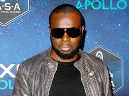And receive a monthly newsletter with our best high quality wallpapers. Maitre Gims La Biographie De Maitre Gims Avec Voici Fr