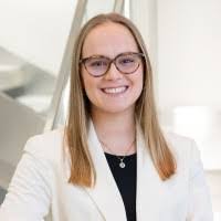 Lyndsie Montgomery's Instagram, Twitter & Facebook