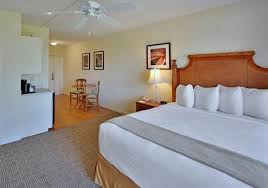 Guests will also be just 2 miles from sanibel lighthouse. Sanibel Inn Ab 149 Resorts In Sanibel Kayak