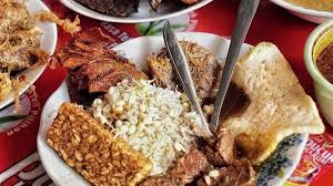 Selain rawon setan surabaya, ada juga rawon yang cukup terkenal yakni rawon kalkulator. 7 Rawon Legendaris Surabaya Dari Rawon Setan Hingga Rawon Kalkulator Tribun Travel