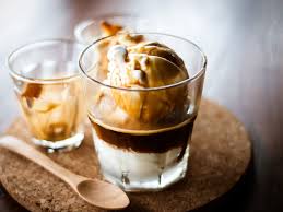 Cafe Affogato Noye Une Recette Soscuisine Recipe Coffee Recipes Ice Cream For Breakfast Affogato Coffee