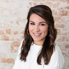 Kym Preslar's Instagram, Twitter & Facebook