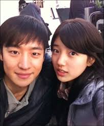 Lee je hoon bị chỉ trích vì nhận thù lao khủng trong phim, nhưng lại không tự mình đóng cảnh hành động. Lee Je Hoon And Bae Suzy S Picture Together Hancinema