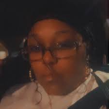 We don't just design — we deliver vision. At Virgboogidesigns, quality  isn't a goal. It's the standard. Whether it's a custom logo, eye-catching  cover art, or a full brand identity, we design