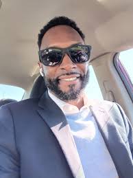 Meeting friends for events and festivals in middle Tennessee