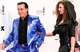 Till lindemann is a 57 year old german singer. Leila Lowfire Rechnet Sie Im Dschungelcamp Mit Till Lindemann Ab