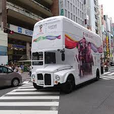instagram 上的 松本昌紀 ロンドンバスによるカタール航空ラッピング車 routemaster london transport qatar airways
