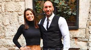 Hódi pamela szerint berki és felesége legalább heti egyszer. Osszehazasodott Berki Es Mazsi Borsonline