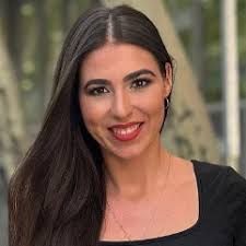 Kinga Loretta Simon DR