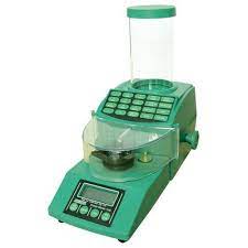 Dieser artikel wird vom hersteller leider nicht mehr angeboten. Powder Scale Rcbs Chargemaster Combo 220v Scale And Dispenser Brownells Deutschland