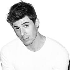 Corey Gibson 🇺🇸 (@CoreyGibson)