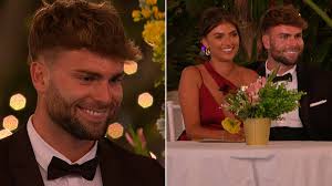 Love Island Tom Clare: Height, famous sister and age revealed