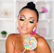 BEAUTY — Evette Santos