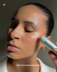 Bachata album dropped today @nattinatasha produced by Romeo Santos. Osea lo  digo hoy, it's a banger. Wow.