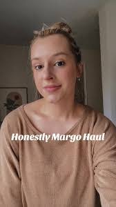 Shelby Vogel's Instagram, Twitter & Facebook