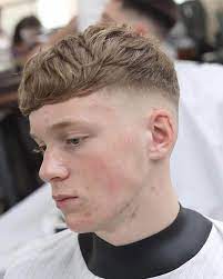 With short back and sides and a long layer on top, this hairstyle sweeps over the head, and gradually tapers to a tip at the front. 101 Short Back Sides Long On Top Haircuts To Show Your Barber In 201 Regal Gentleman