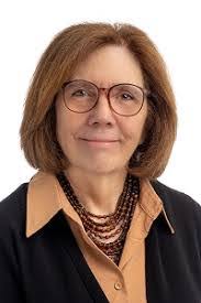 Stephanie Spangler's Instagram, Twitter & Facebook