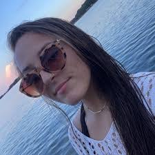 Emma Terrell's Instagram, Twitter & Facebook