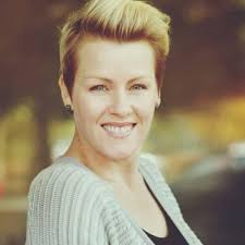 Diana Gormley's Instagram, Twitter & Facebook