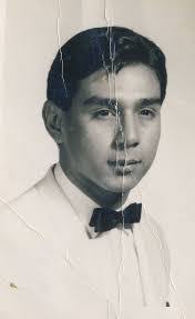 Mike Darras's Instagram, Twitter & Facebook