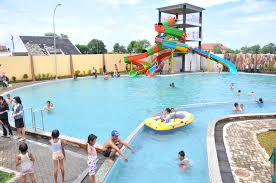 Harga tiket masuk waterboom lippo cikarang juni 2021. Info Harga Tiket Masuk Waterboom Museum Kretek Kudus Penawisata Com
