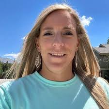 Ashley Grantham's Instagram, Twitter & Facebook