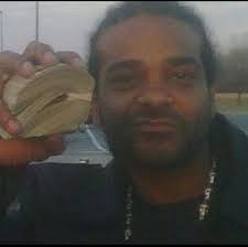 Wiz Khalifa chillin with his son