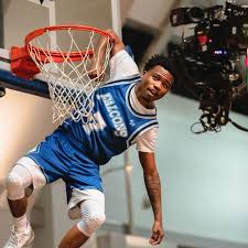 Inside The Making Of Roddy Ricch S The Box Music Video Complex In 2020 Rappers Cute Rappers Kodak Black Wallpaper