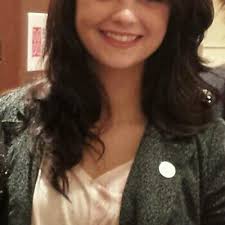 Amanda Crago's Instagram, Twitter & Facebook