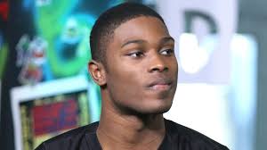 Cheer' Star La'Darius Marshall Alarms Fans With Concerning Post: 'My Fight  Stops Here'